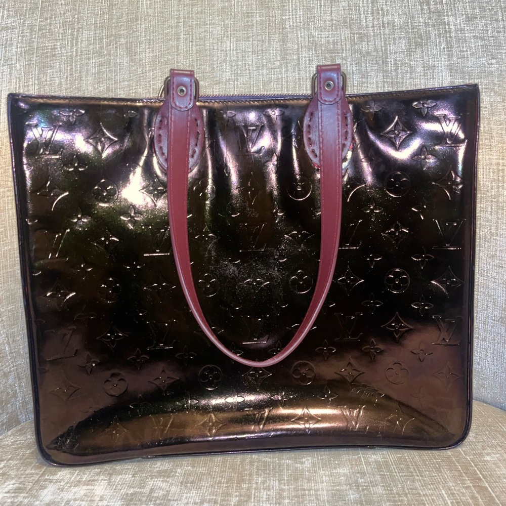 Authentic LOUIS VUITTON VITAGE Elegant Burgundy Tote Bag